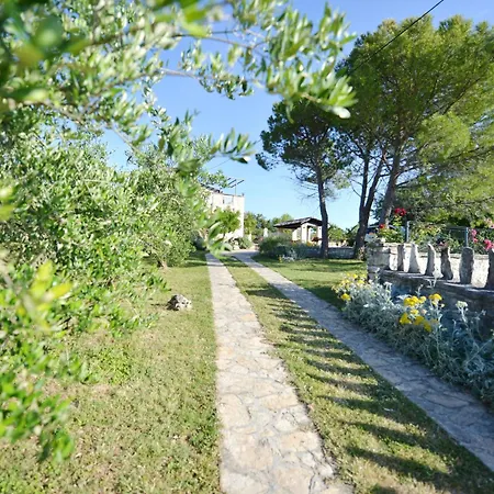 Pavlovi Dvori Prázdninový dům