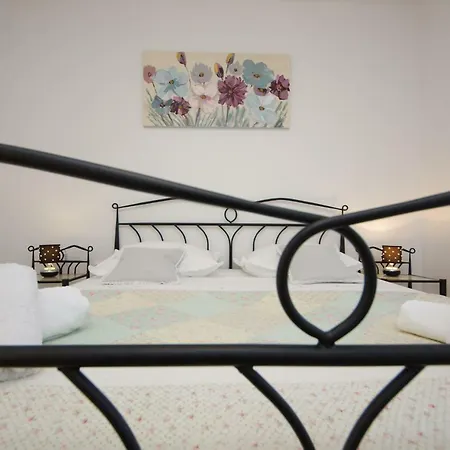 Pavlovi Dvori Prázdninový dům Smilcic