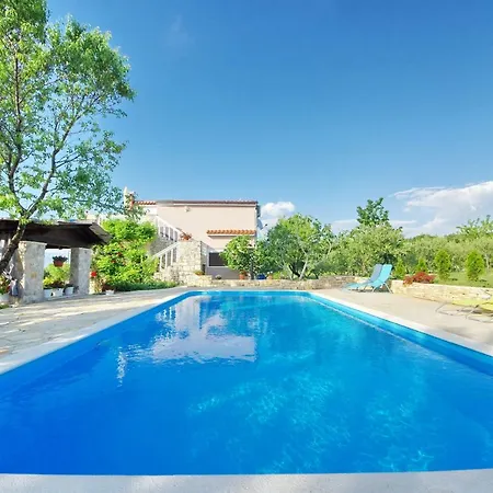 Prázdninový dům Pavlovi Dvori Smilcic